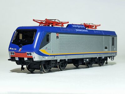 REGIONALE Locomotiva E.464.103